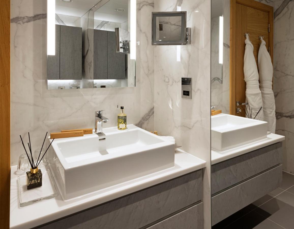 Tower Suites By Blue Orchid London Exterior photo