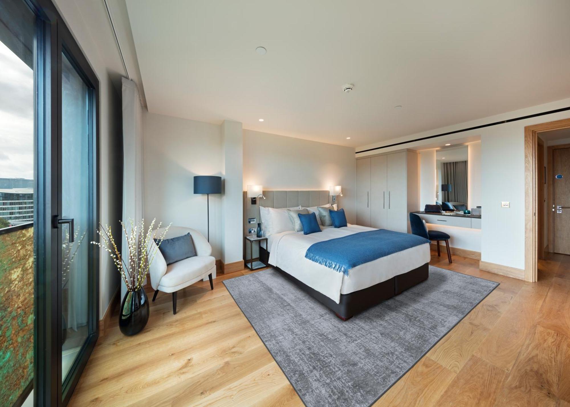 Tower Suites By Blue Orchid London Exterior photo